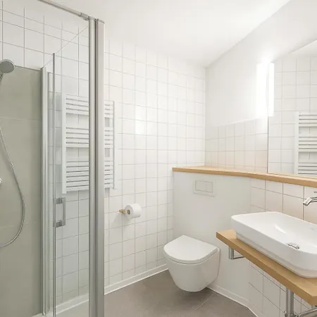 Mya Weinland Konukevi 3*