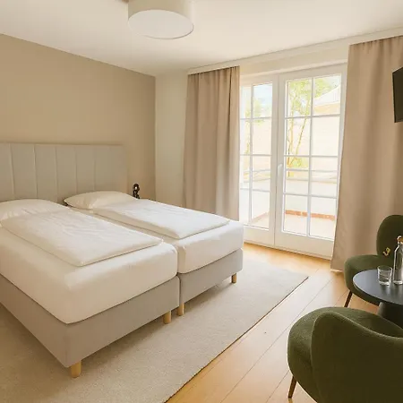 Garni Altes Winzerhaus Moselschänke Gasthof