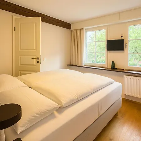 Konukevi Mya Weinland