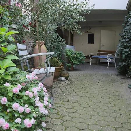 Garni Altes Winzerhaus Moselschänke