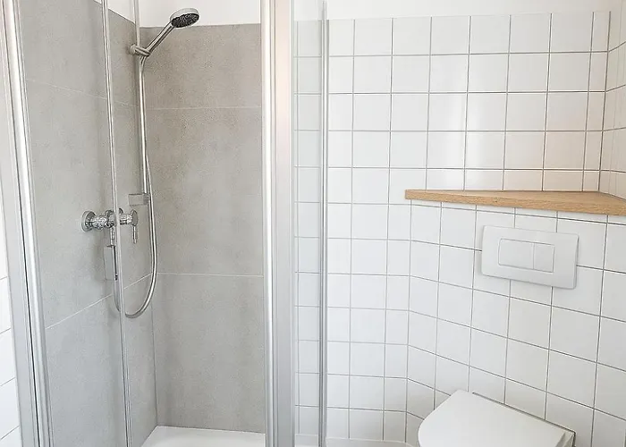 Mya Weinland 게스트하우스