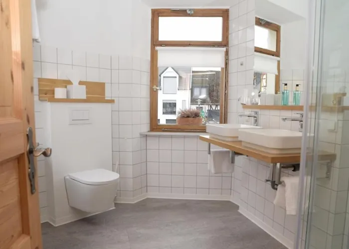 Mya Weinland 게스트하우스